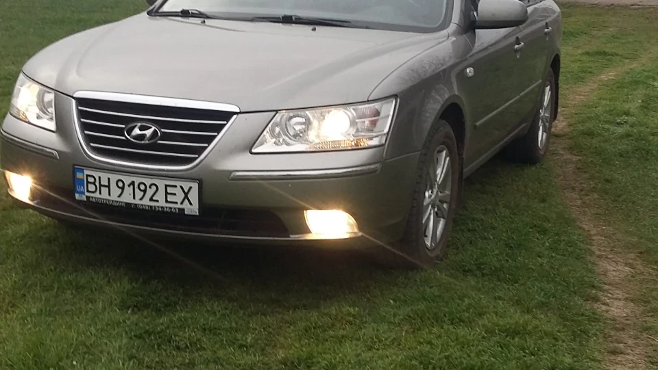 Hyundai Sonata 4