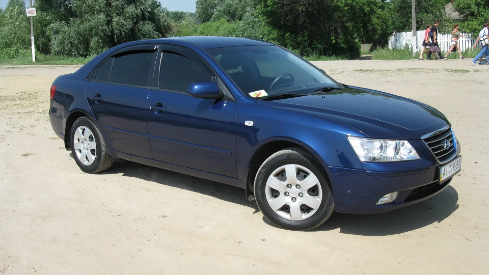 Hyundai Sonata 2