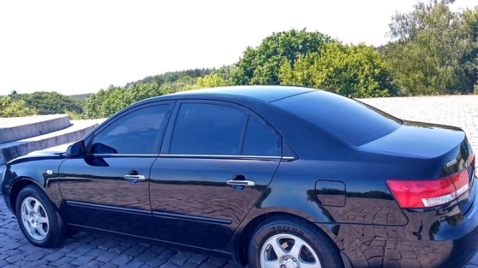Hyundai Sonata 3