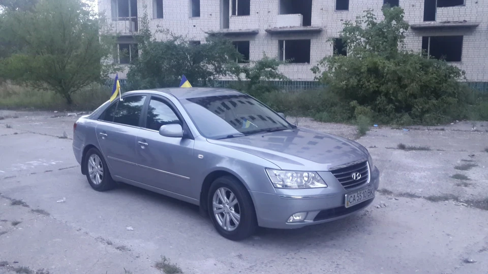 Hyundai Sonata 2