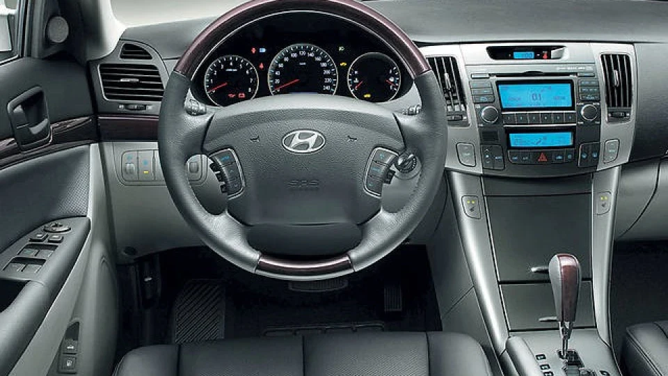 Hyundai Sonata 2