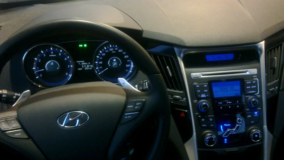 Hyundai Sonata 4