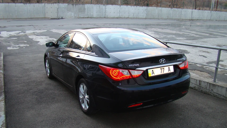 Hyundai Sonata 4