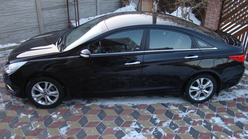 Hyundai Sonata 5