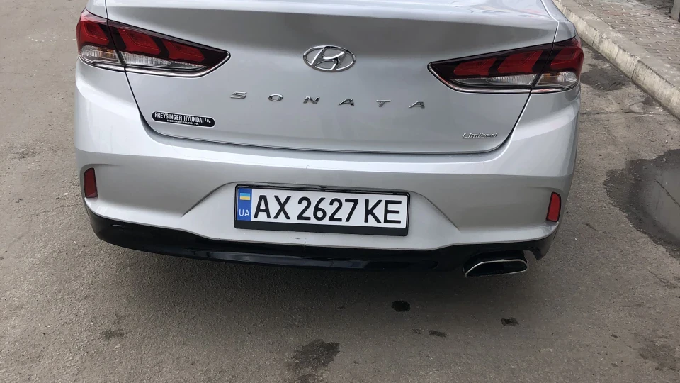 Hyundai Sonata 5