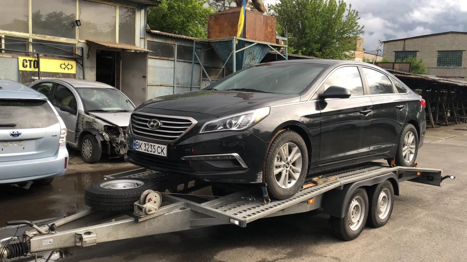 Hyundai Sonata 3