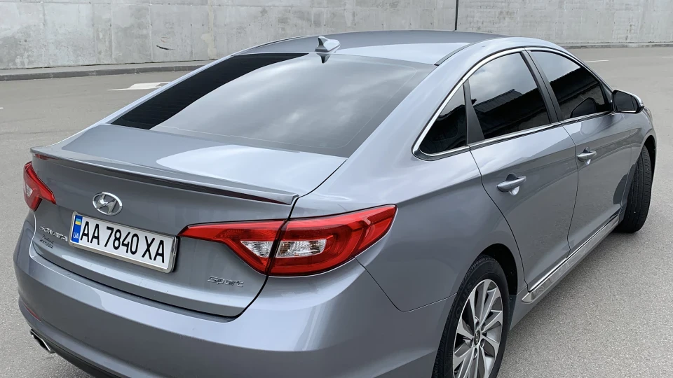 Hyundai Sonata 3