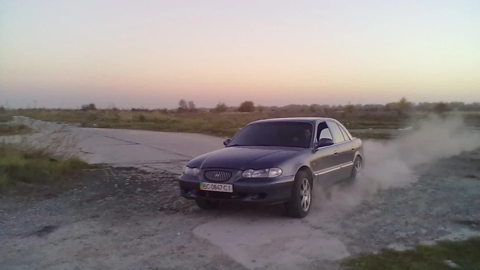 Hyundai Sonata 3