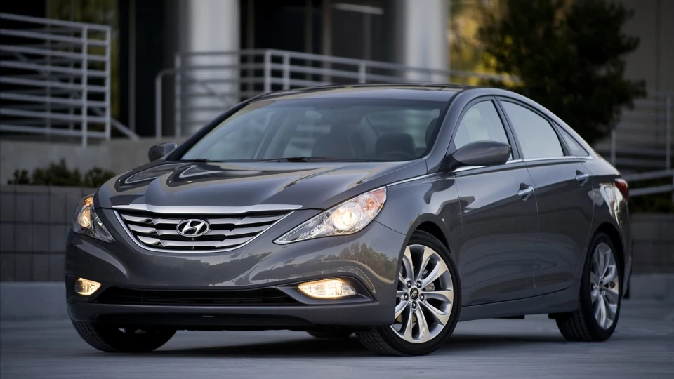 Hyundai Sonata 2
