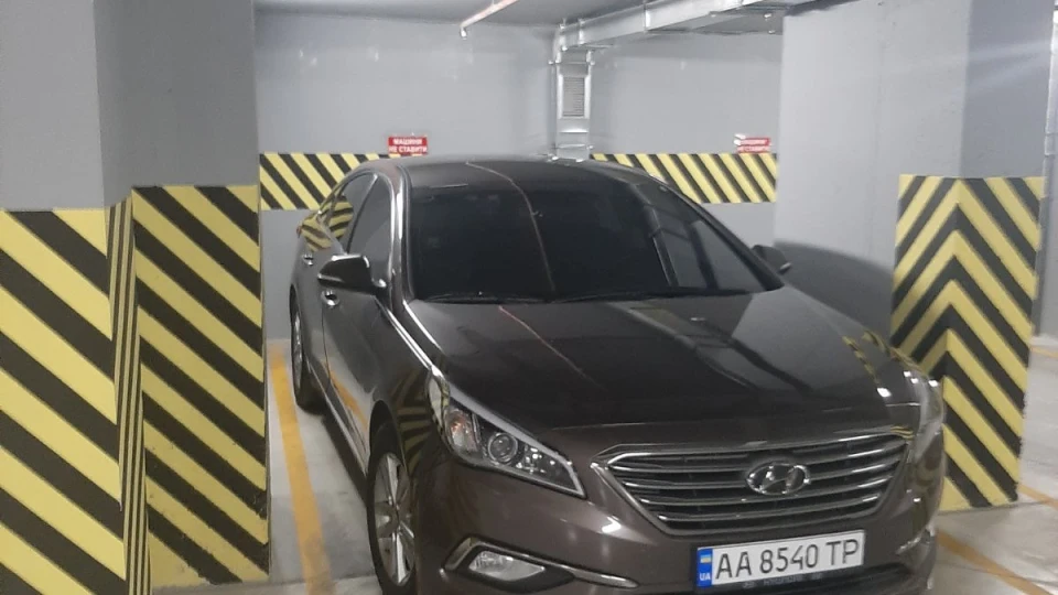 Hyundai Sonata 2