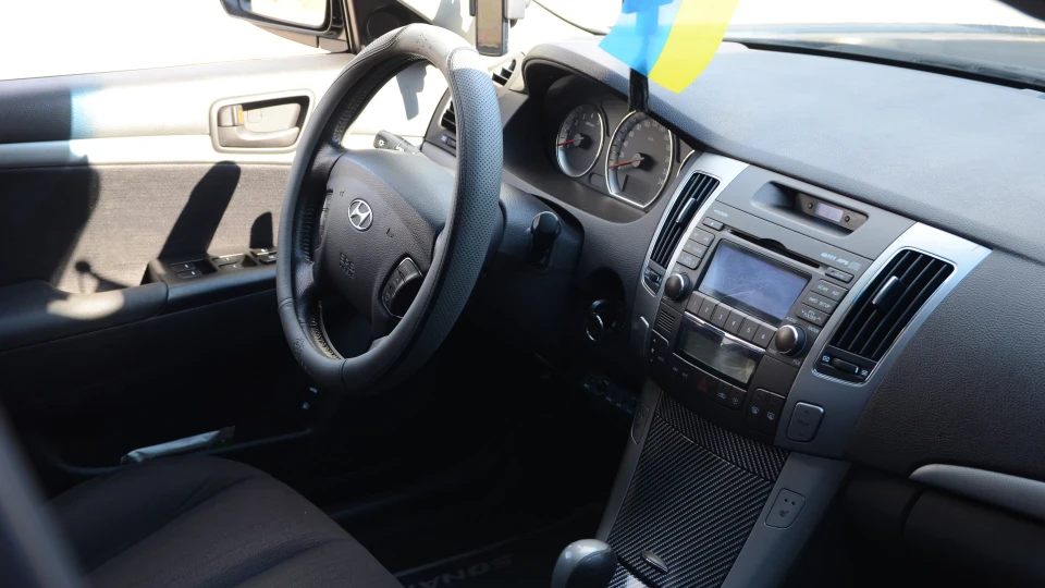 Hyundai Sonata 3