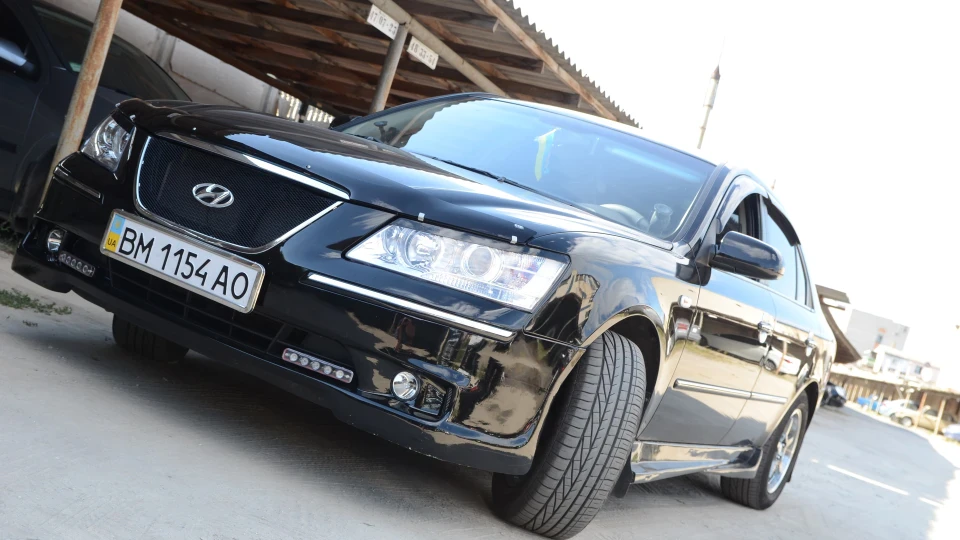 Hyundai Sonata 4