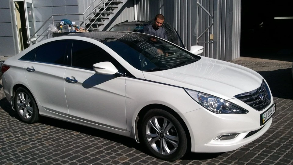 Hyundai Sonata 4