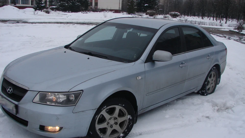 Hyundai Sonata 5