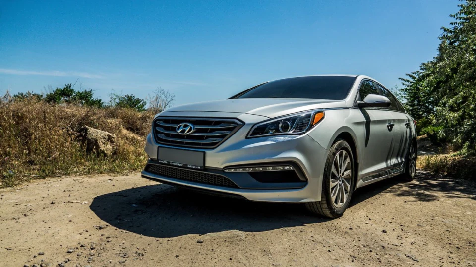 Hyundai Sonata 4