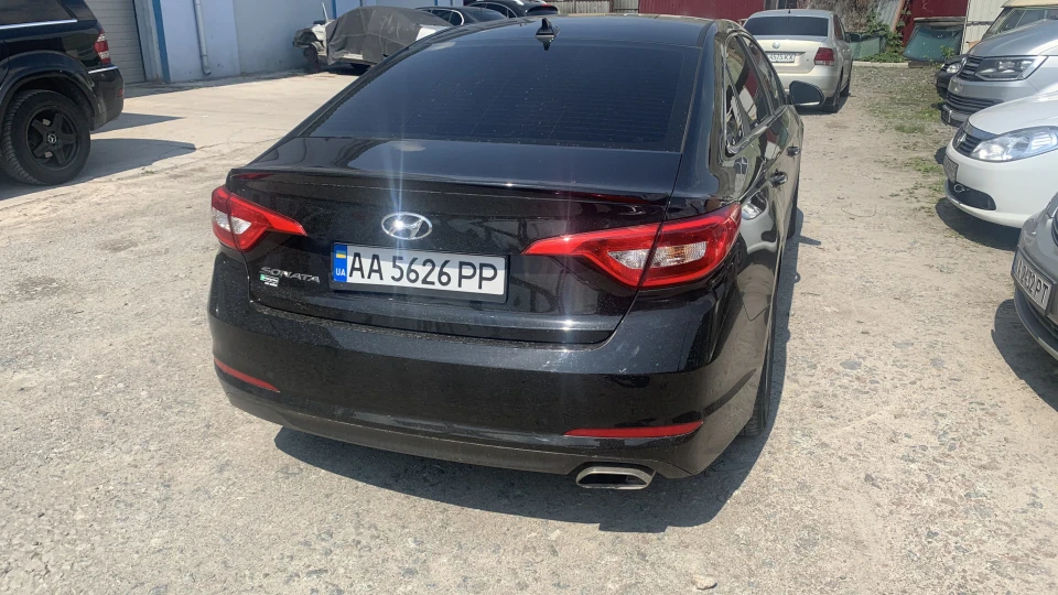 Hyundai Sonata 3