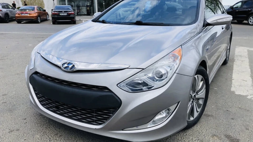 Hyundai Sonata 2