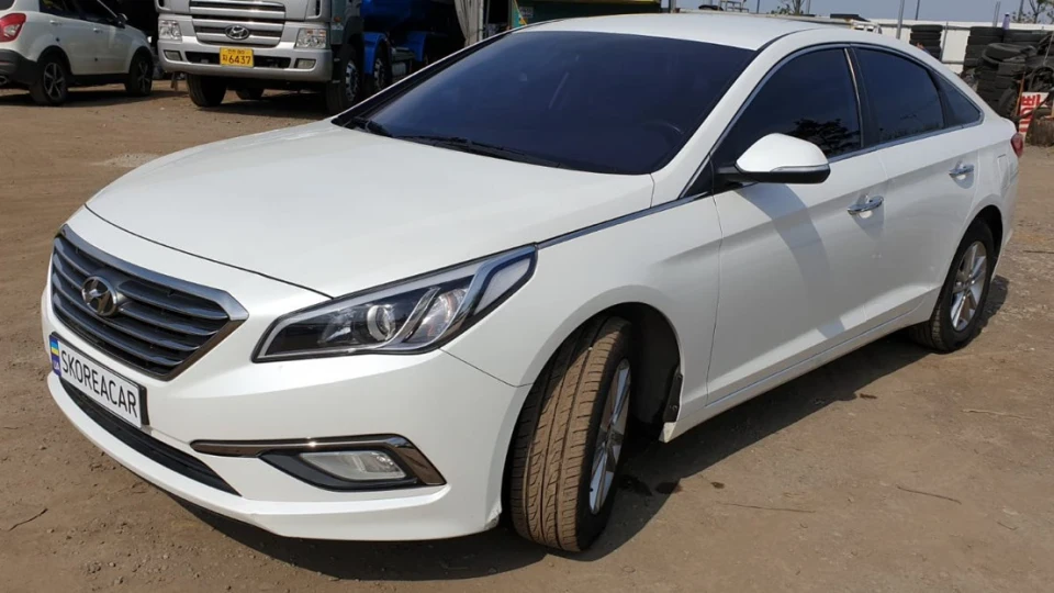 Hyundai Sonata 2