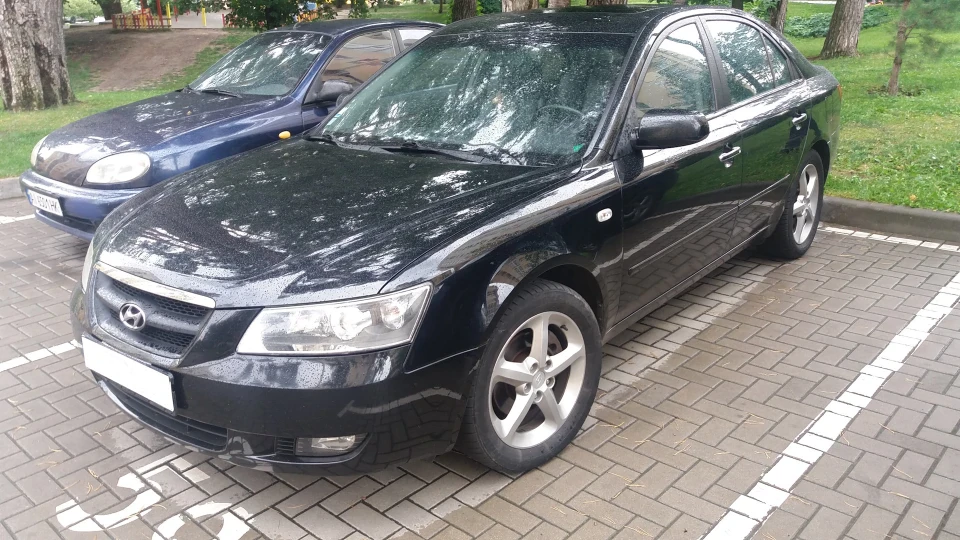 Hyundai Sonata 2