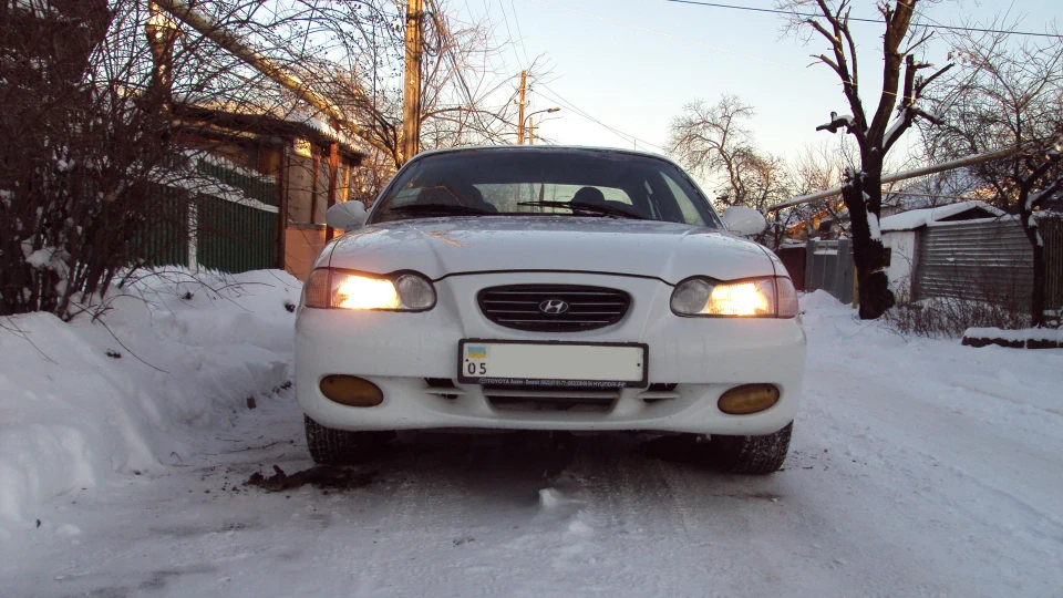 Hyundai Sonata 2.0 GLS 2