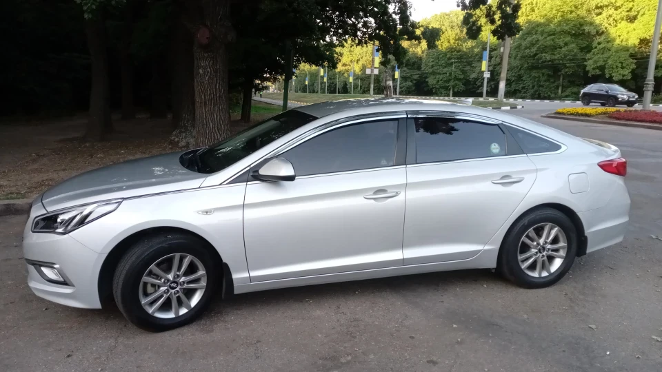 Hyundai Sonata 2.0 LPI 4