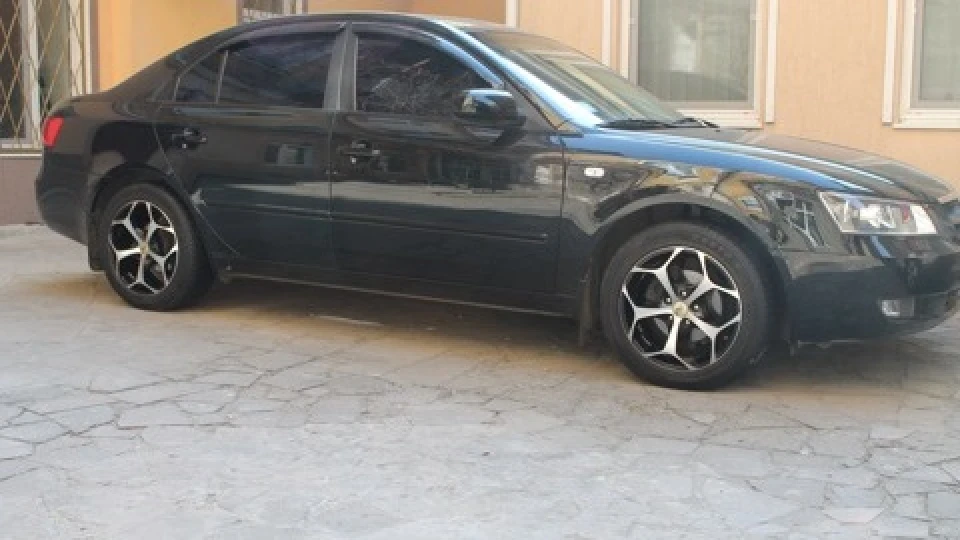 Hyundai Sonata 2.0 типтронік 2