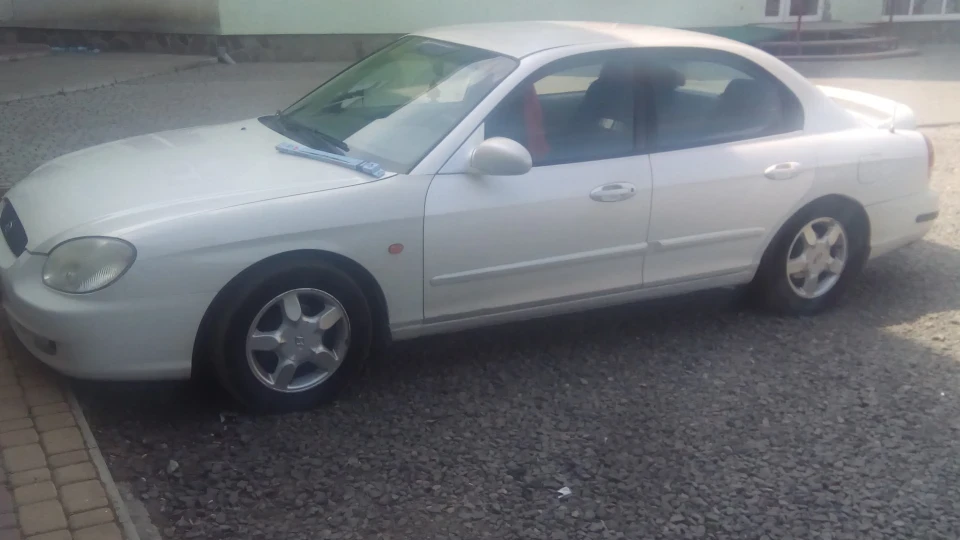 Hyundai Sonata 2.0