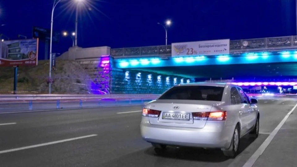 Hyundai Sonata 2.0 4