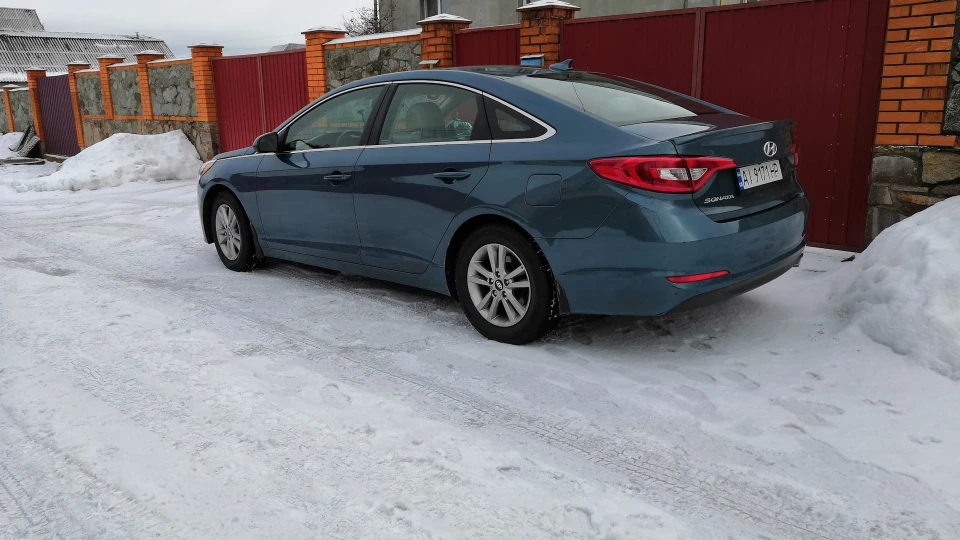 Hyundai Sonata 2015 SE 2.4GDI 5