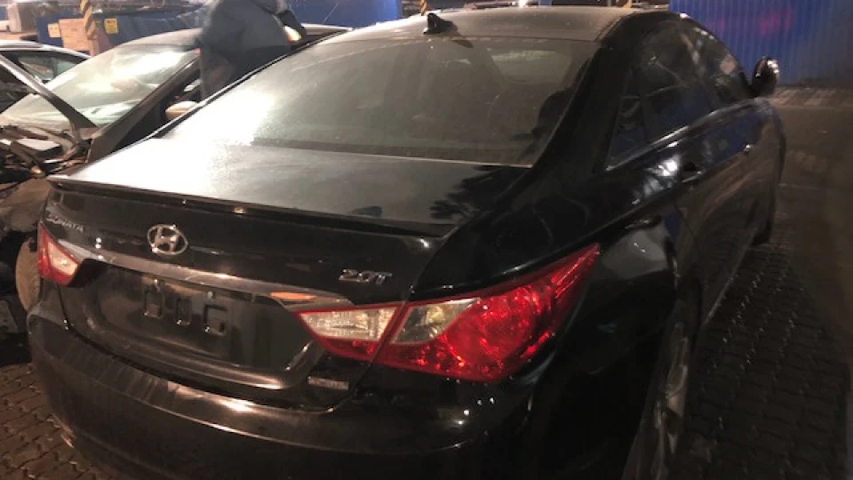 Hyundai Sonata 2.0t 2