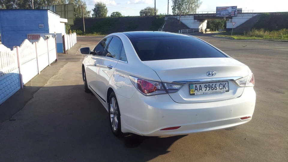 Hyundai Sonata 2.4 full 3