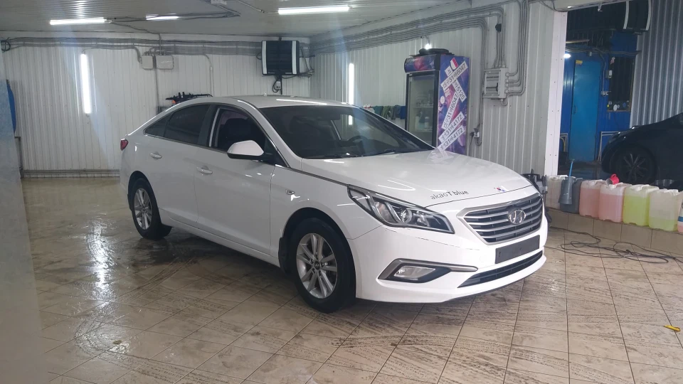 Hyundai Sonata Білосніжка 3