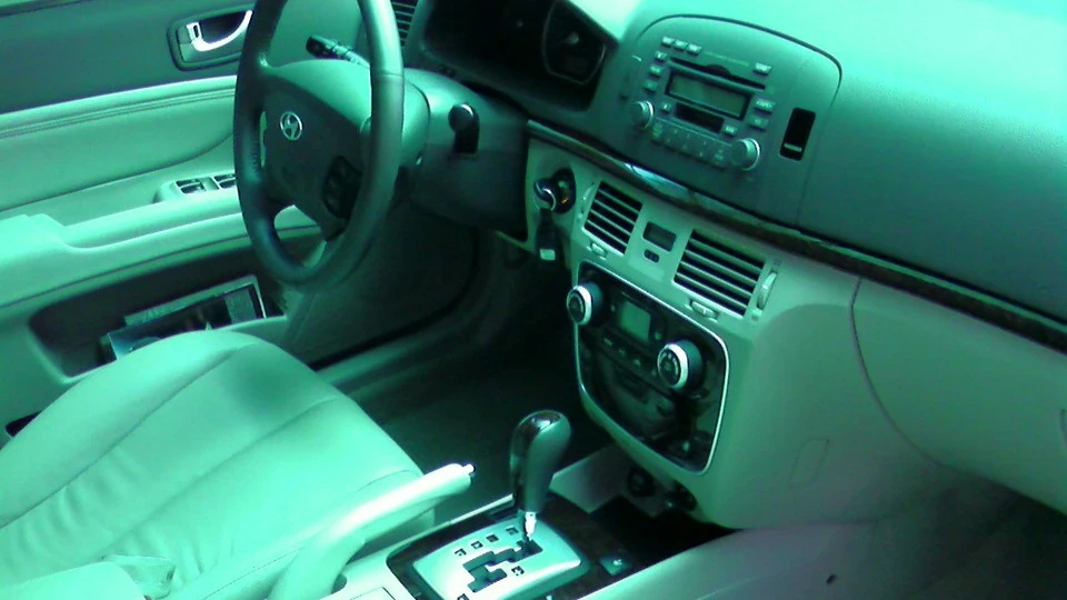 Hyundai Sonata Білий лебідь 2
