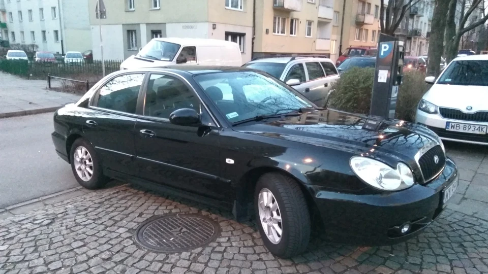 Hyundai Sonata чорний танк 2