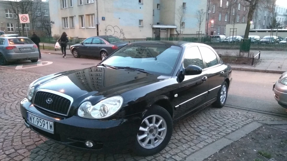 Hyundai Sonata чорний танк 3