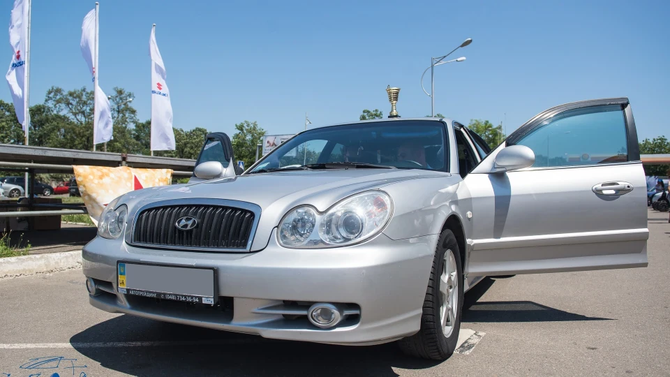 Hyundai Sonata EF & SQ