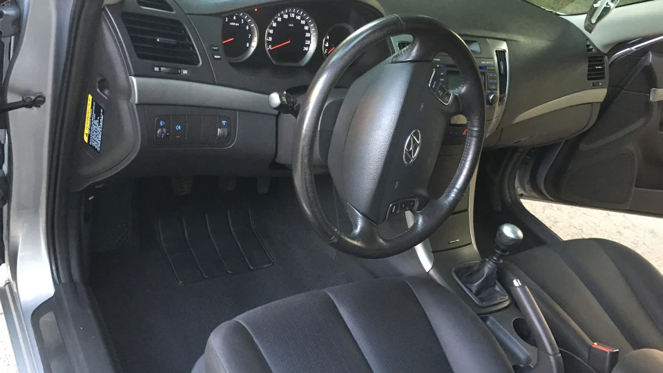 Hyundai Sonata Grey Cardinal 4