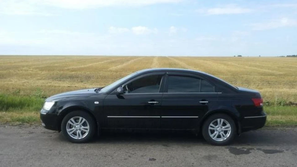 Hyundai Sonata Корабель на колесах 2