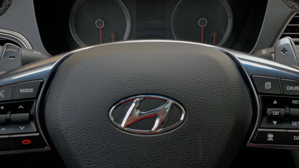 Hyundai Sonata Limited 2.0t 4