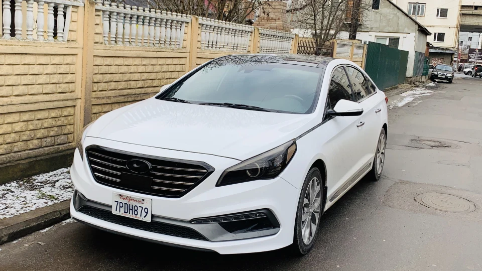 Hyundai Sonata Limited 2.0t 5