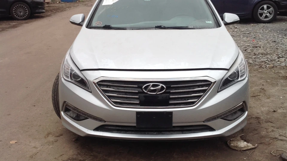 Hyundai Sonata Limited 3