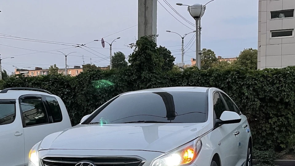 Hyundai Sonata LPI 2