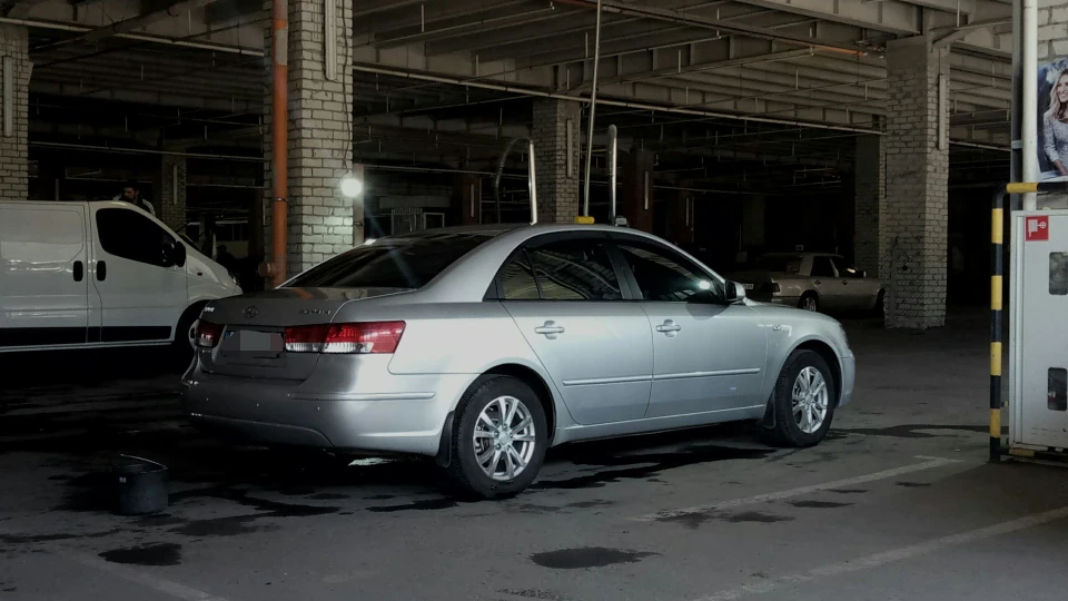 Hyundai Sonata Restail 2.0 3