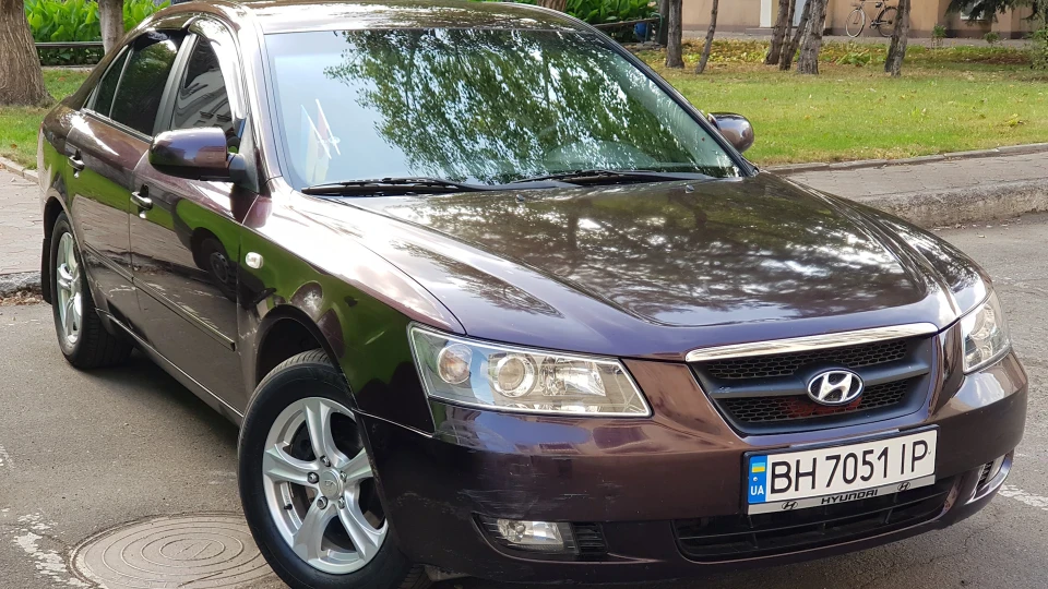 Hyundai Sonata Сімейна