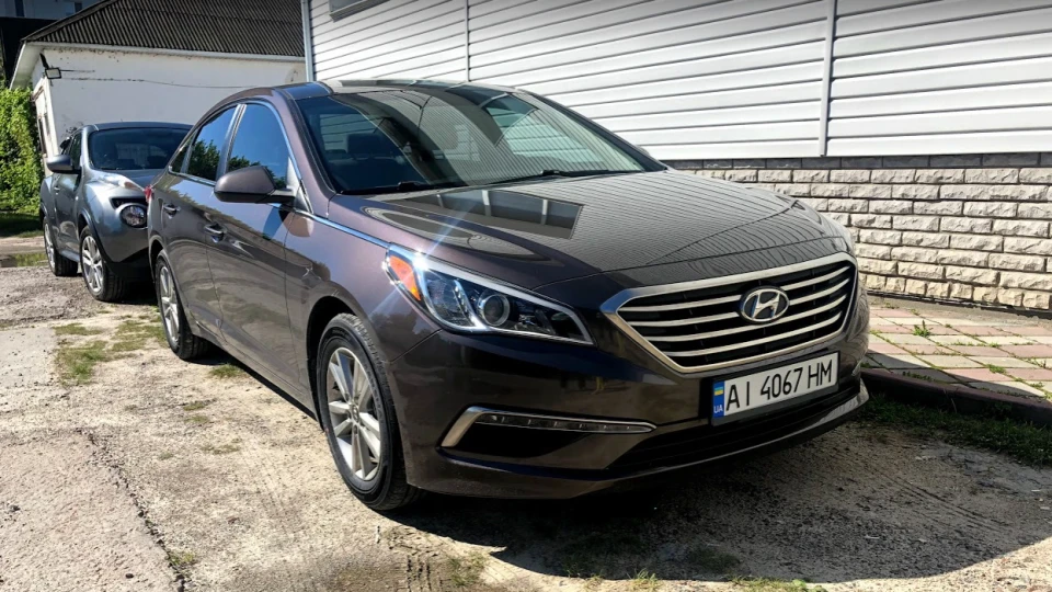 Hyundai Sonata шоколадка 5