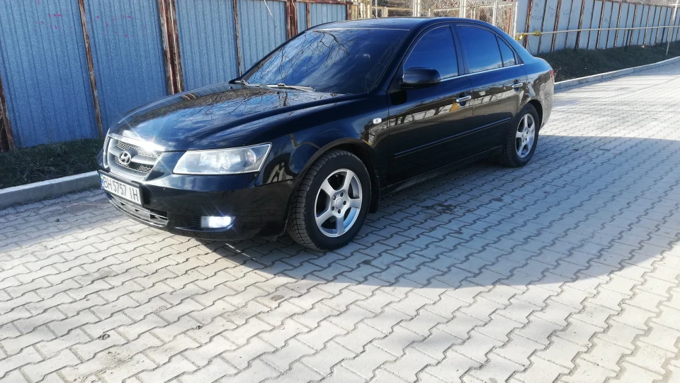 Hyundai Sonata Sonata nf 2.0 CRDI 2
