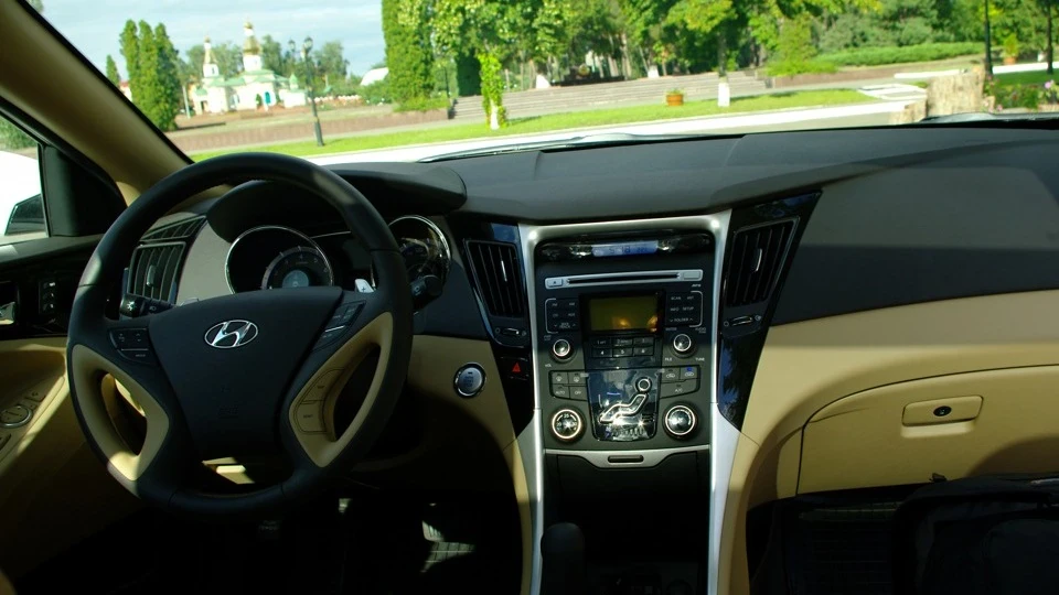 Hyundai Sonata Sonya 2