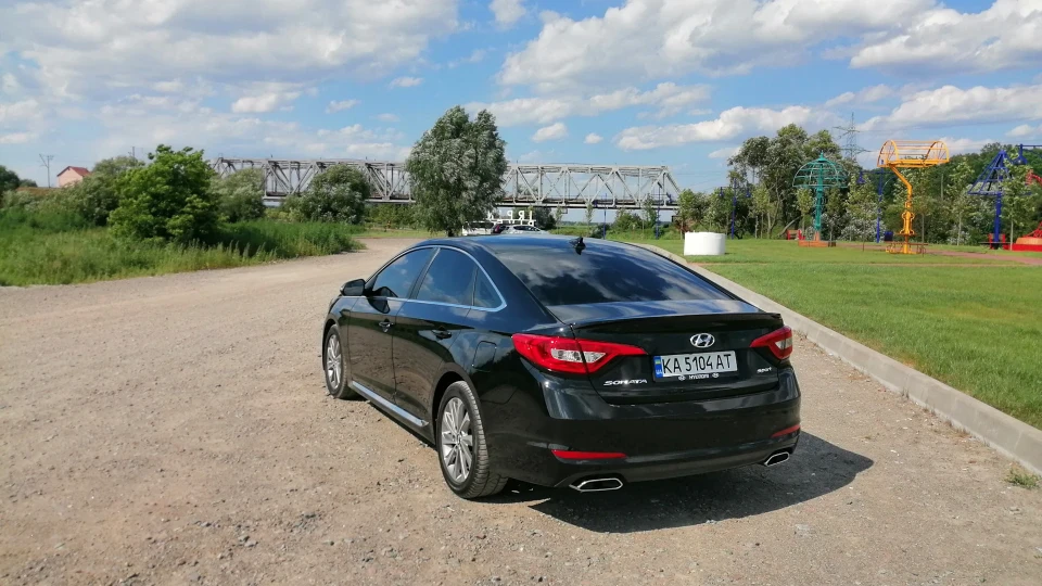 Hyundai Sonata Sport limited 5