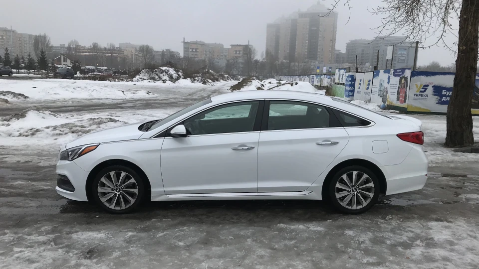 Hyundai Sonata Sport Limited