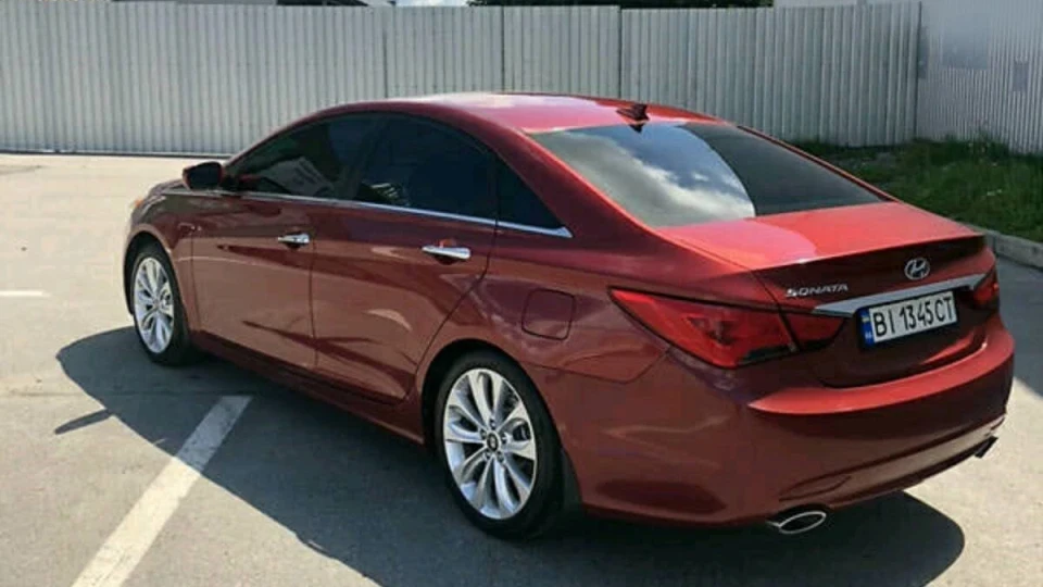 Hyundai Sonata Sport 2